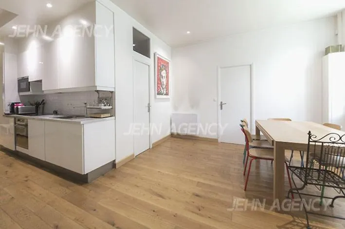 Paris 75011 Daire